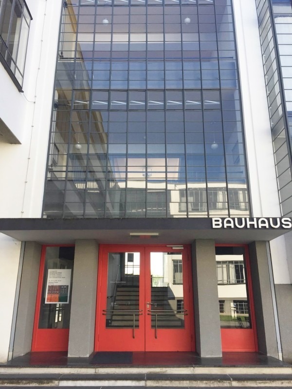 2018ヨーロッパ買い付け後記２８　BAUHAUS/バウハウスへ　入荷バウハウス　KAISER IDELL/カイザーイデル　デスクランプ　アトリエランプ_f0180307_22213900.jpg