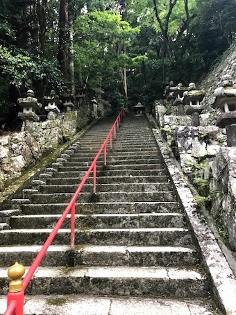 六甲山と瀬織津姫 175 箕面大滝の龍穴 : 追跡アマミキヨ