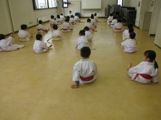 日曜空手　屯田教室　新琴似・新川教室　交流大会へ向けて稽古！_c0118332_14571940.jpg