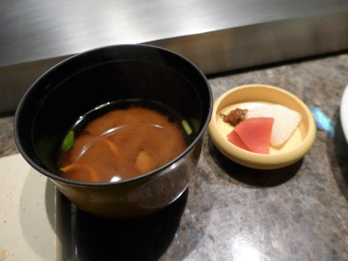 旧居留地「ステーキハウス ミディアムレア」へ行く。_f0232060_1743328.jpg