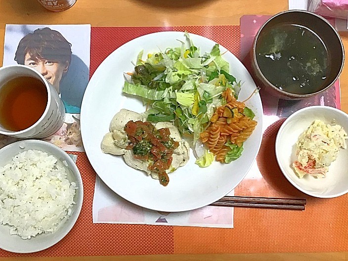 あじさい荘夕食 チキンソテーバジルソース 今日の献立
