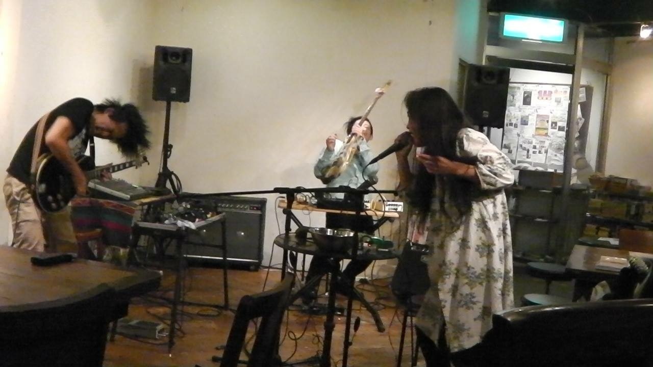 九州在住のギタリスト波多江崇行さんとDUOで演奏しま〜す