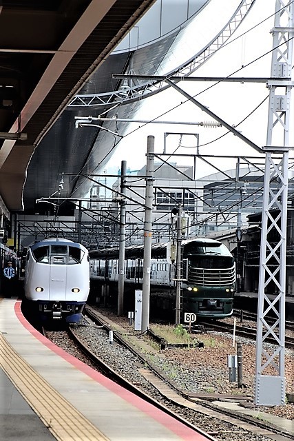 藤田八束の鉄道写真＠豪華寝台列車トワイライトエキスプレス瑞風を京都駅で見送る・・・地方創生と鉄道観光の重要性_d0181492_19254405.jpg