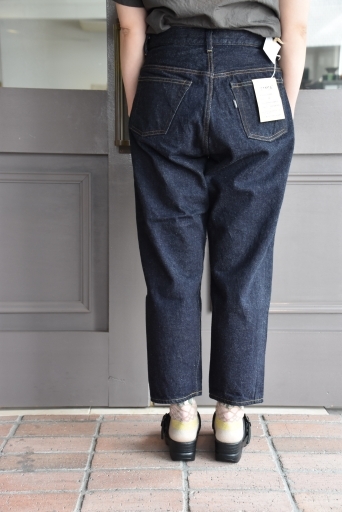 日々着続けたいお洋服~YAECA_e0127399_17300178.jpg