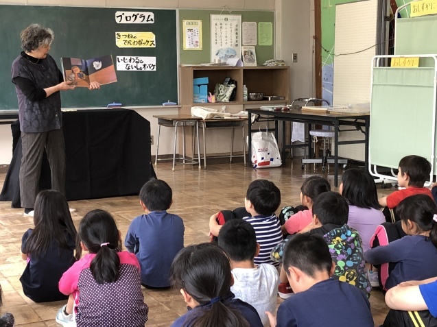 おはなし会_d0382316_12204908.jpg