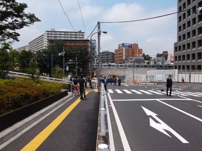 憲法便り＃２６４５：人ごとではない、日常的に渡っている横断歩道での交通事故現場！_c0295254_18515985.jpg