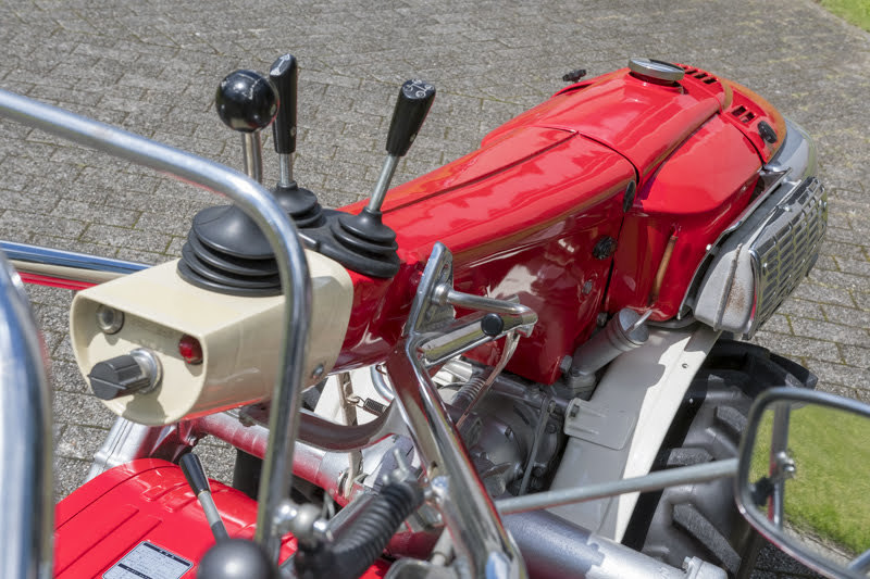 Honda ディーゼル耕耘機 F90 ディテール写真集_f0395912_18101095.jpg