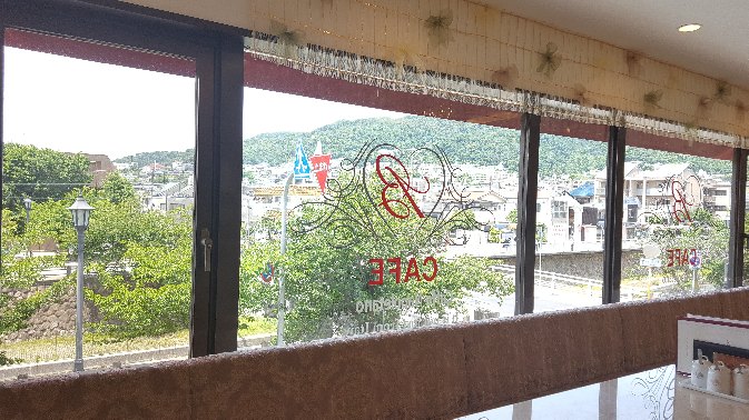 f0126121_12221932.jpg
