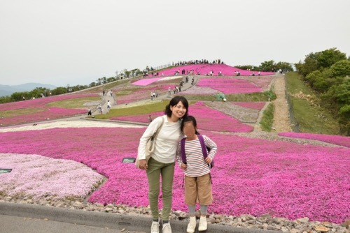 茶臼山の芝桜を見に行ってきました♪_a0284626_00054897.jpg