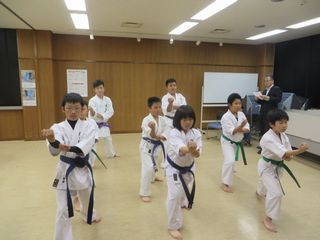 木曜空手　前田教室　手稲教室_c0118332_21570446.jpg