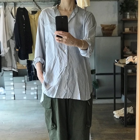 夏服を着た女たち 夏のオーバーオール_d0364239_19354800.jpg