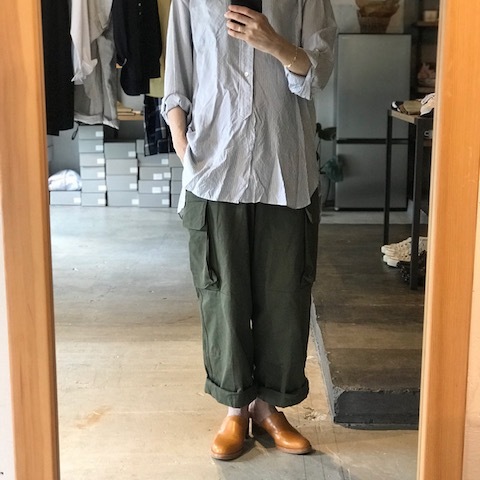夏服を着た女たち 夏のオーバーオール_d0364239_19361987.jpg
