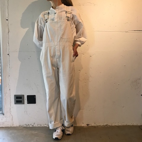 夏服を着た女たち 夏のオーバーオール_d0364239_19534113.jpg