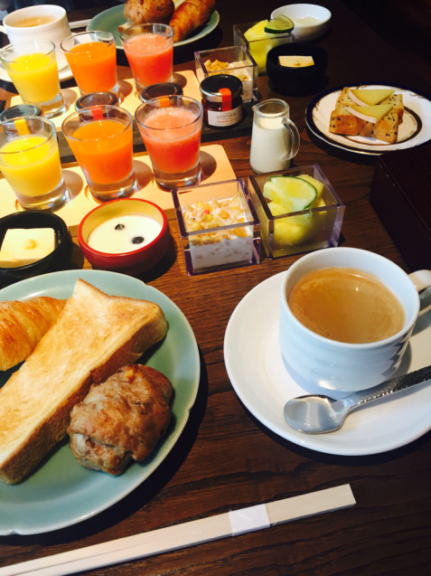 初夏の京都ラグジュアリー女子旅②翠嵐のエレガントな朝食～最後は祇園にしで美味しいお昼の懐石_c0180581_22015173.jpg