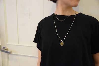 Tシャツを一枚で着る 。_b0110582_14493630.jpg
