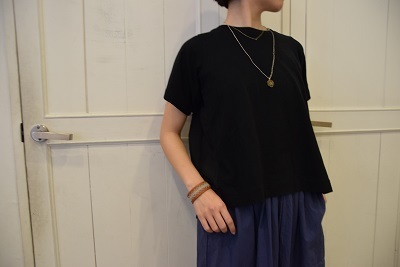 Tシャツを一枚で着る 。_b0110582_14513602.jpg