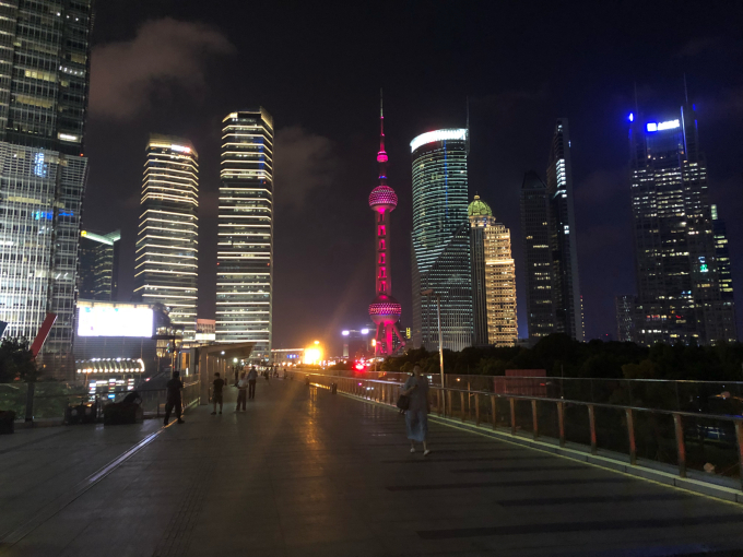 上海のビル群?正直ロケットにしか見えませんでした。_f0018388_08220514.jpg