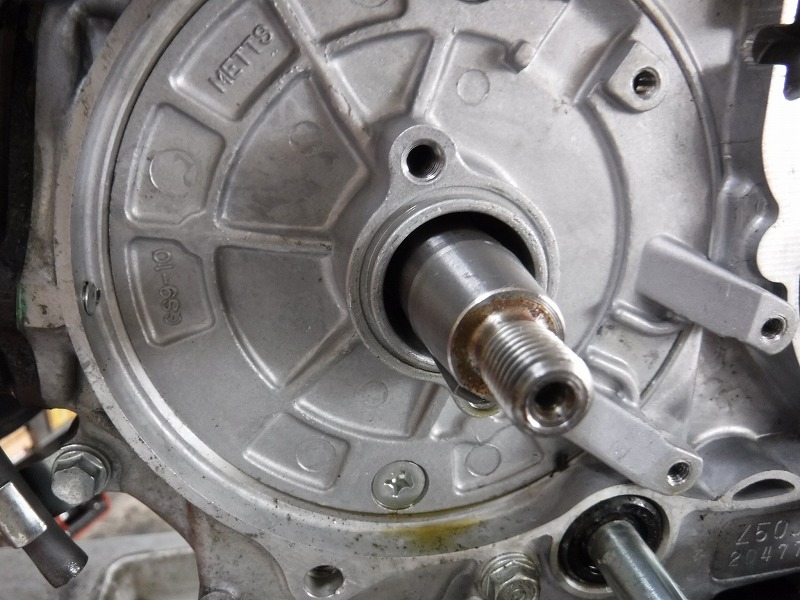 アニバーサリーモンキー オイル漏れ修理 モーターヘッド サイクルショップ