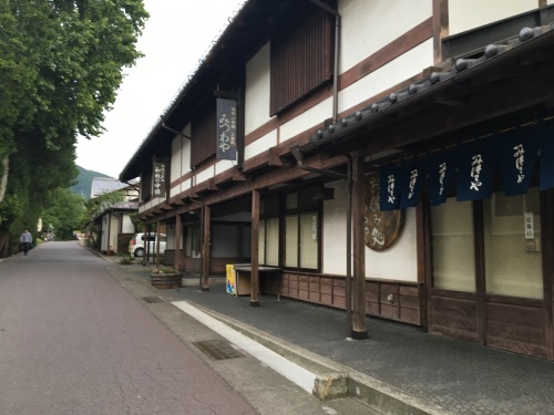 b0330040_03220330.jpeg