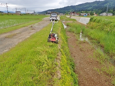 兼業農家は\"草刈りデー\"な一日でした_c0336902_20202963.jpg