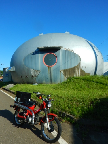 e0243008_04405359.jpg