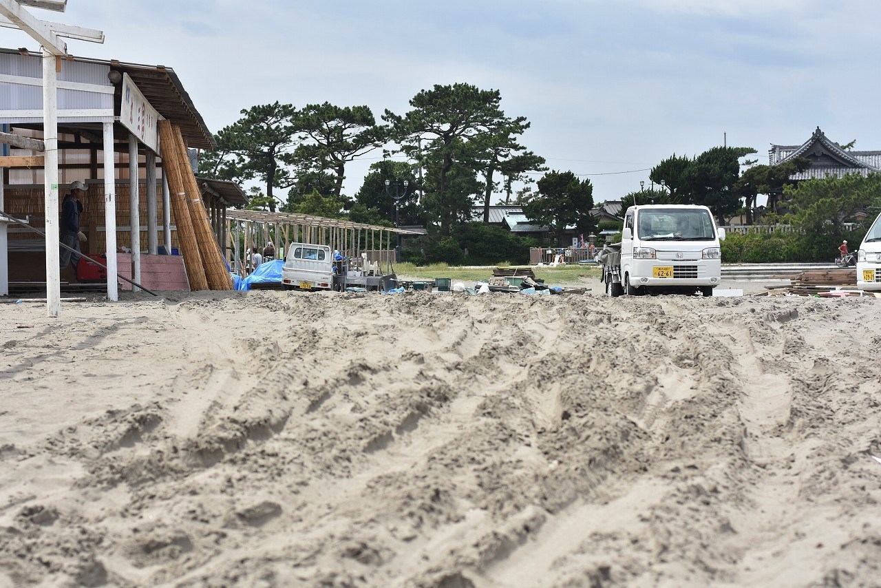 森戸の浜の海の家_d0065116_21204959.jpg