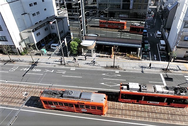 藤田八束の鉄道写真＠松山市の魅力に迫る・・・道後温泉は観光の中心、路面電車と通勤・通学の自転車にも注目、魅力いっぱいの観光地松山_d0181492_08333099.jpg