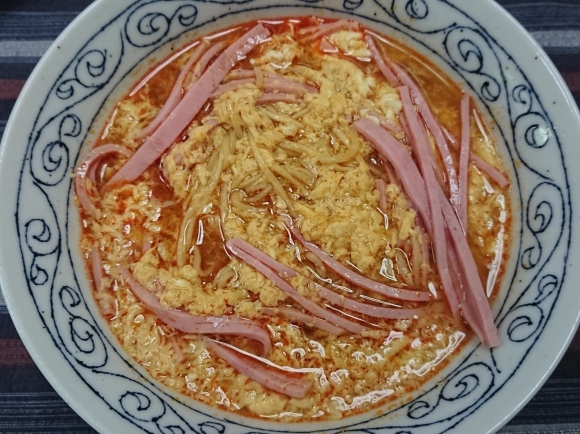 6/19 日清ラ王 酸辣湯麺_b0042308_11413585.jpg