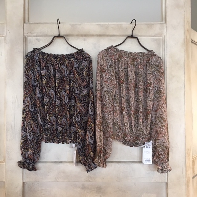 Ungrid ペイズリー柄オフショルブラウス Geo Graphy 松井山手店 Blog