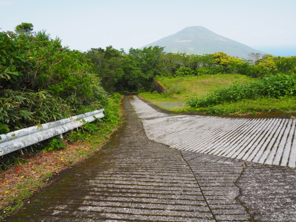 八丈島の三原山_c0016041_15083836.jpg