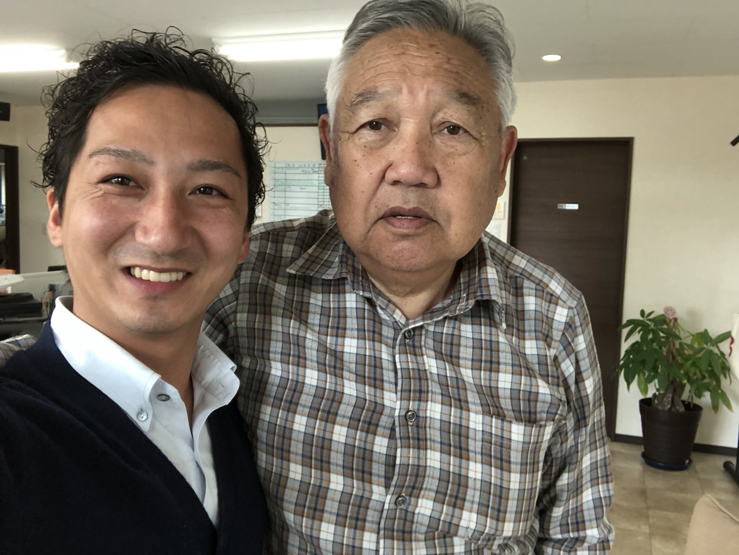 6月21日(金)山本がお届けします。TOMMYの1日 ランクル ハマー アルファード_b0127002_18374896.jpg