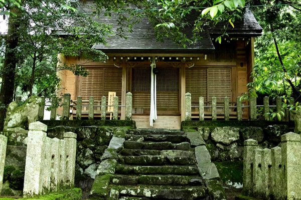 梅雨空で16℃の朝・・・氏神様と獅子舞　　朽木小川・気象台より_c0044819_6571462.jpg