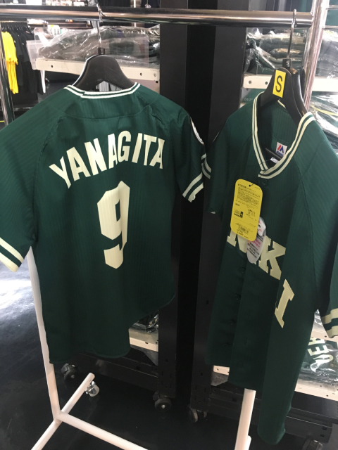 南海ホークスグッズ(*´ω`*)福岡domeで発売中