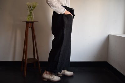 カーディガン と リネンパンツ 。_b0110582_15015551.jpg