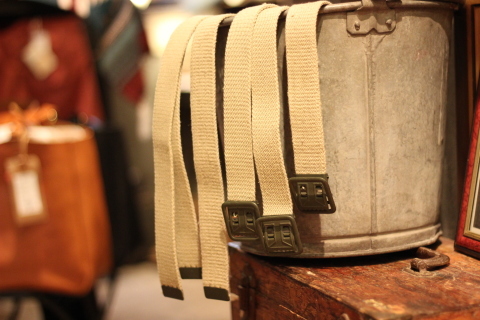 【DEAD STOCK】 \"FRENCH MILITARY CANVAS BELT\" & \"UK MILITARY 止血ベルト\" ご紹介_f0191324_08302037.jpg