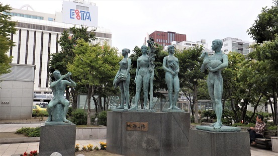 本郷新記念札幌彫刻美術館に行きました。迫力のある彫像に圧倒されました。_f0362073_13432150.jpg