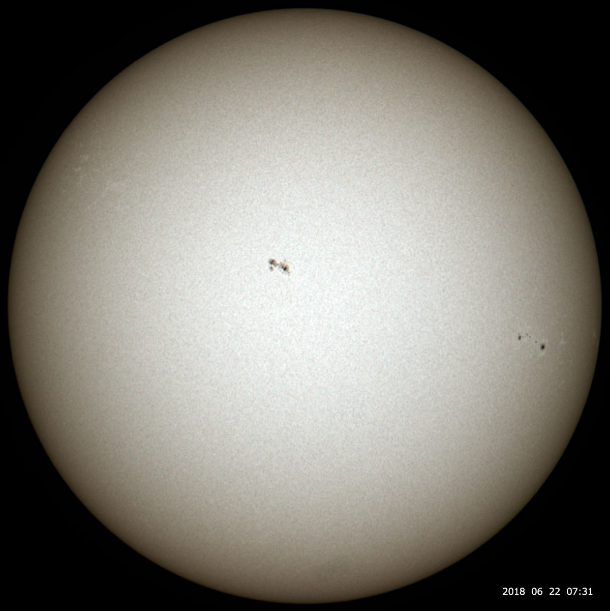 6月22日の太陽_e0174091_14394204.jpg