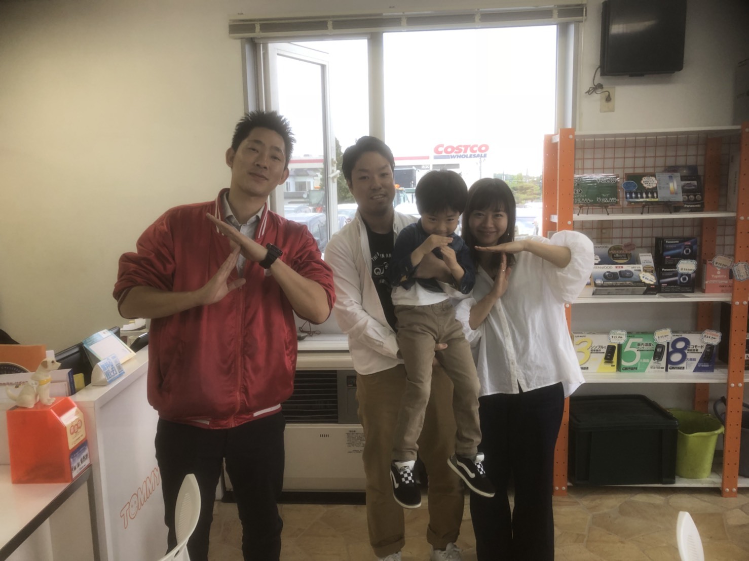 6月23日(土)☆TOMMYアウトレット☆あゆブログ٩(•̤̀ᵕ•̤́๑)ᵒᵏパレットM様納車♪ご成約・AZワゴンY様☆キューブS様☆エスティマO様☆ハイエースS様買取★_b0127002_18200136.jpg
