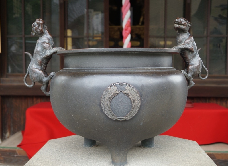 建仁寺両足院・毘沙門天堂の狛虎_b0063958_05315456.jpg