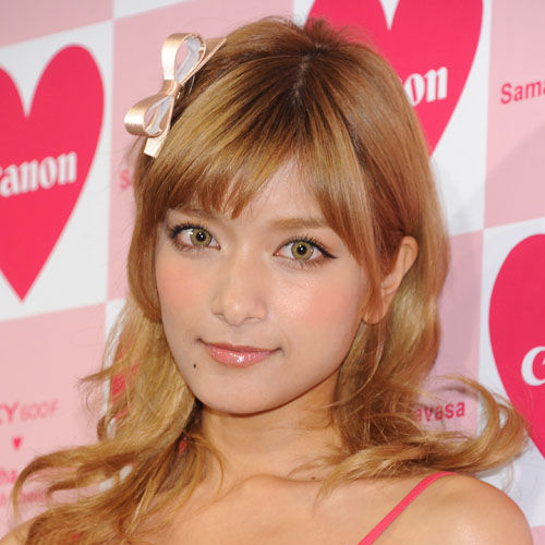 かわいい 不気味 ローラが出演するcmが賛否両論 ほぼてっちゃんの日記