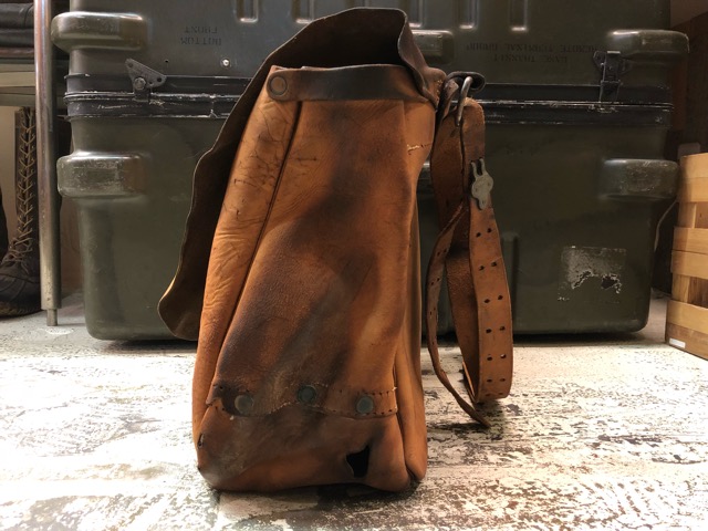 6月27日(水)大阪店Vintage入荷日!!#2 MIX編!1960\'s U.S.Mail LeatherBag、Glasses＆FreeMason!!(大阪アメ村店)_c0078587_20405177.jpg