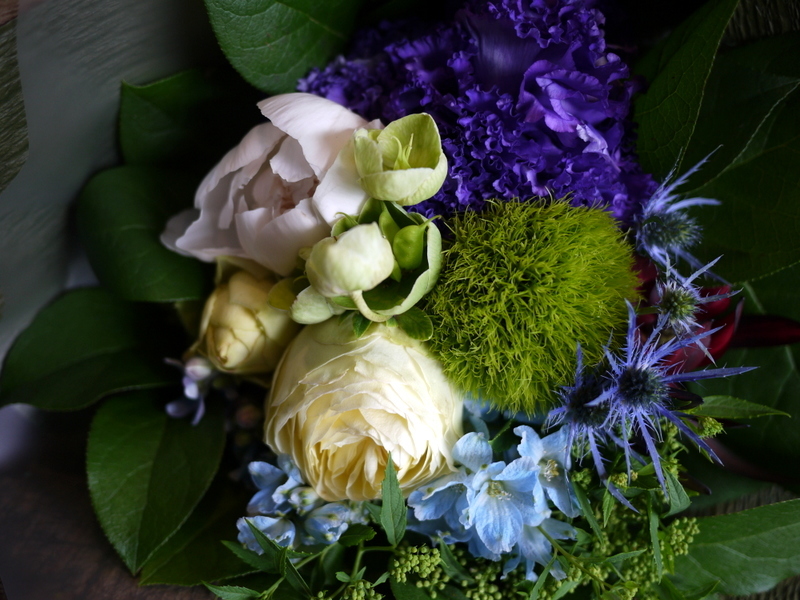 昇進のお祝いの花束 男性用 紫 青イメージ シック 18 06 22 札幌 花屋 Mell Flowers