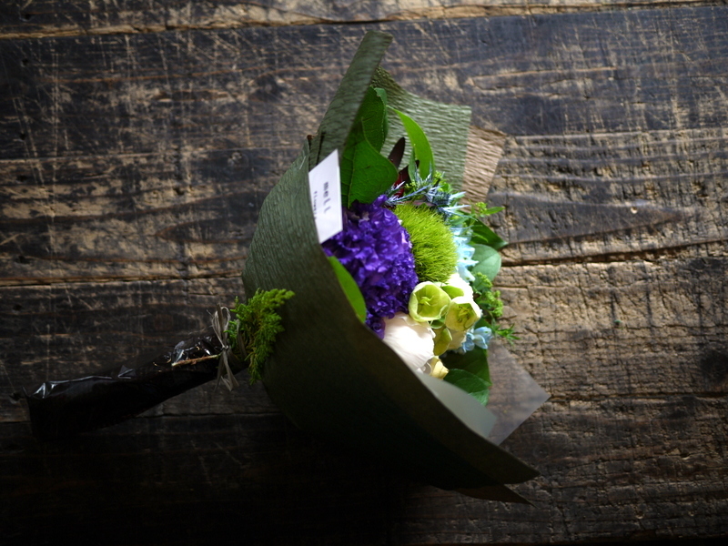 昇進のお祝いの花束 男性用 紫 青イメージ シック 18 06 22 札幌 花屋 Mell Flowers