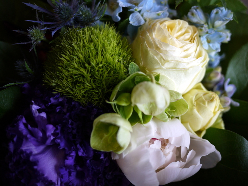 昇進のお祝いの花束 男性用 紫 青イメージ シック 18 06 22 札幌 花屋 Mell Flowers