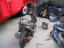 ホンダの原付バイク、ディオAF27を解体しよう！以前ダイハツソレックスも解体した！ : はまっちゃったんだよね～
