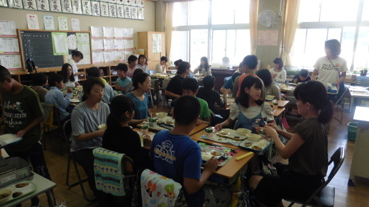 給食試食会_a0063269_12480152.jpg