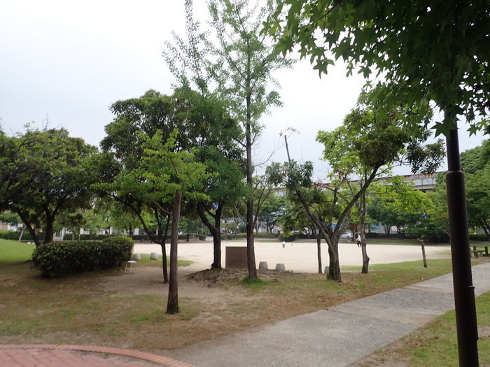 佐伯区民文化センター&五日市中央公園_c0116915_23305950.jpg