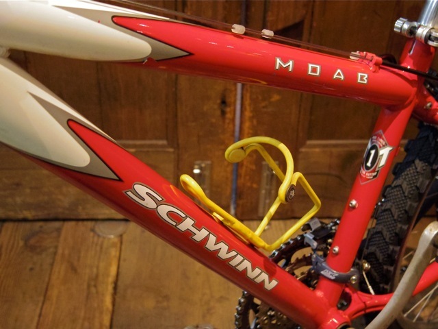 SCHWINN MOAB A-1 1990's 社外パーツ換装 ※発送・引取相談 SCHWINN MOAB A-1 1990'sヴィンテージMTB 社外パーツ換装 - メルカリ