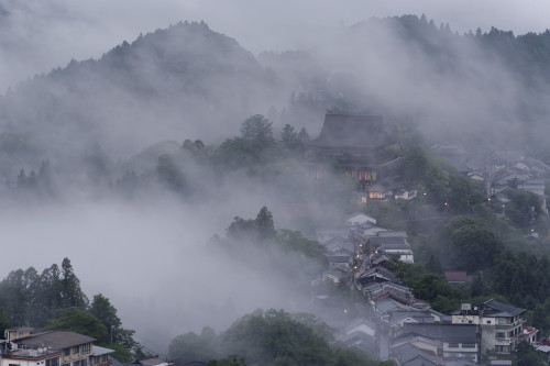 吉野山雲海_e0366896_20002344.jpg