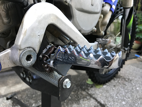 IMSのフットペグ(KX85)_a0170631_13500093.jpg